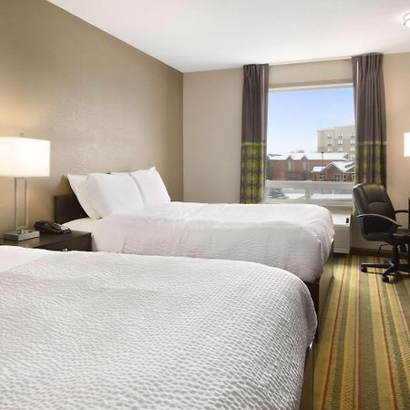 Days Inn By Wyndham Woodstock Kültér fotó